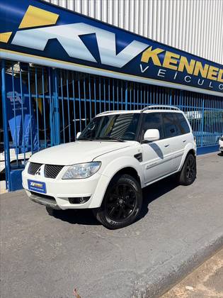 MITSUBISHI PAJERO TR4 2.0 4X2 16V 140CV FLEX 4P MANUAL